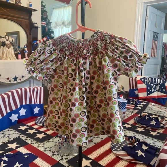 Smocked Giraffe Infant Girls Smocked Dress size 9 months - Picture 6 of 16